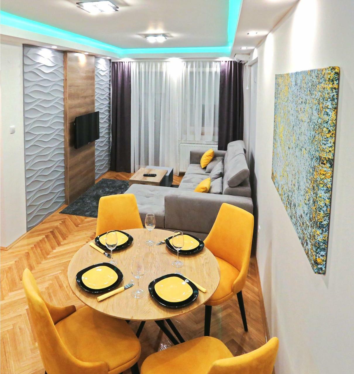 Jacuzzi Oasis Apartment Novi Sad Dış mekan fotoğraf